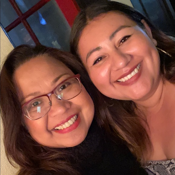 Welcome to my Closet! - Picture 7 of 8